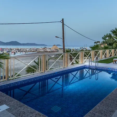 Bay View Agios Sostis Лаганас